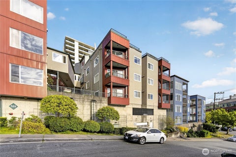 Photo of 524 6th Avenue W #110, Seattle, WA 98119 (MLS # 2508217)