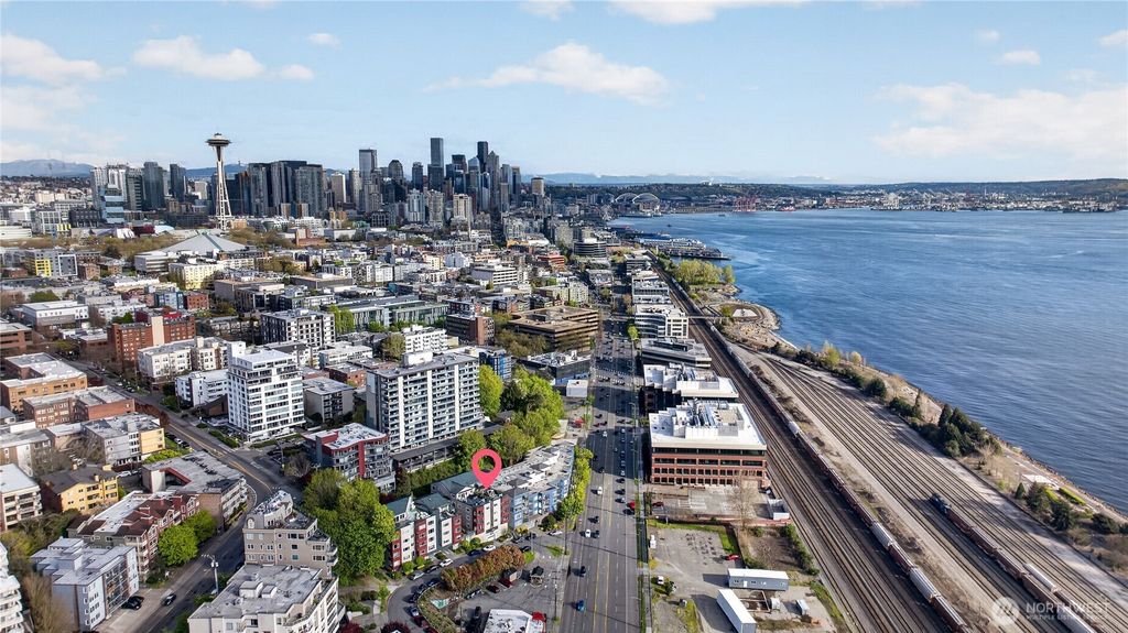 Photo of 524 6th Avenue W #110, Seattle, WA 98119 (MLS # 2508217)
