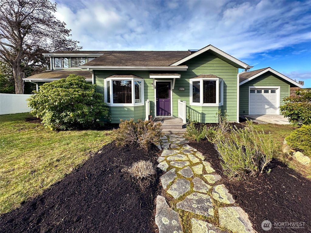 Photo of 847 Argyle Avenue, Friday Harbor, WA 98250 (MLS # 2480319)