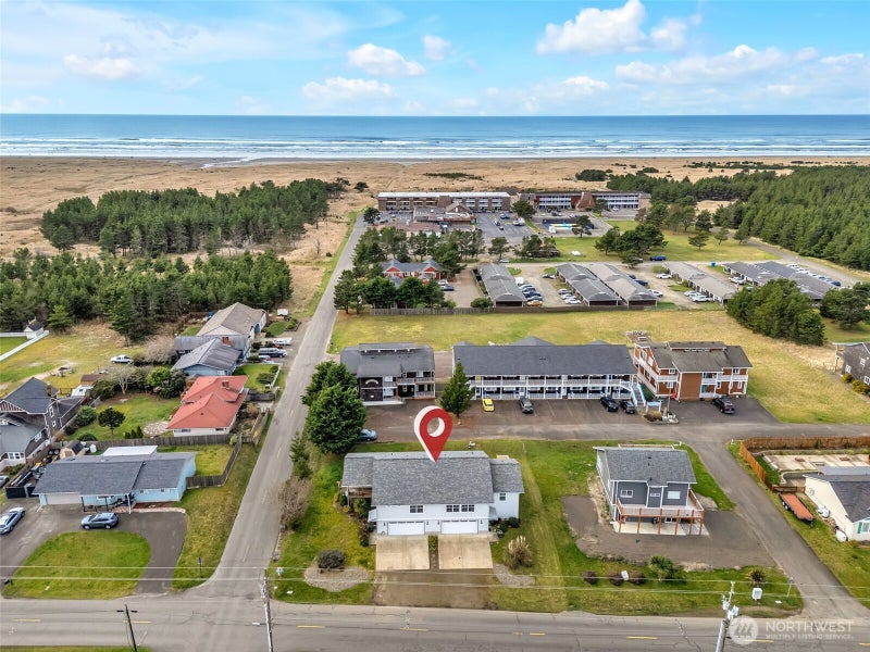 1401 N Ocean Beach Boulevard A & B