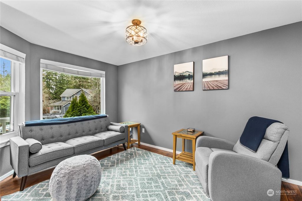 Photo of 4177 244th Place SE, Sammamish, WA 98029 (MLS # 2028932)