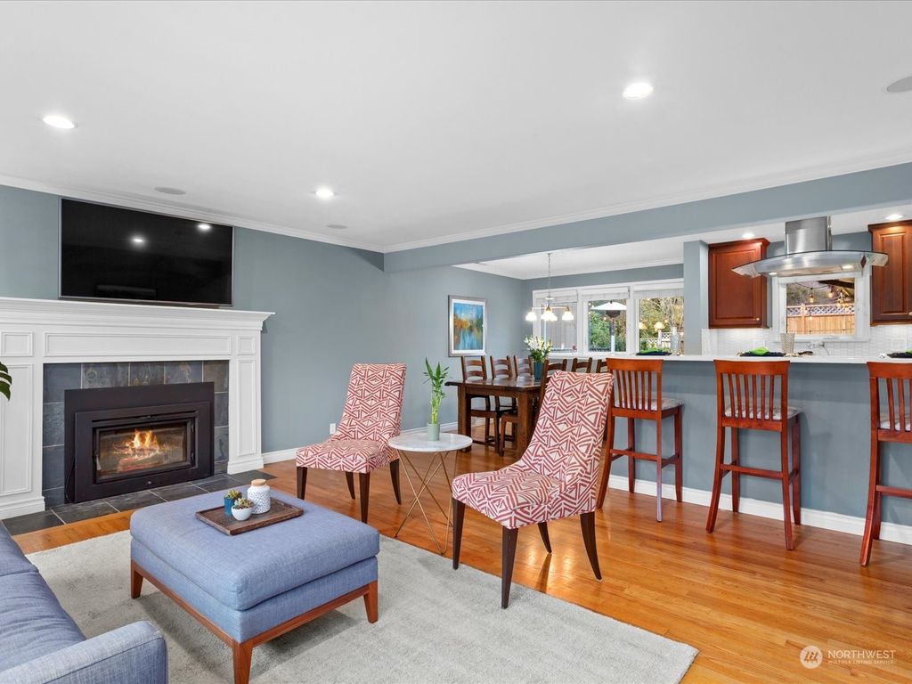 Photo of 4418 NE 60th Street, Seattle, WA 98115 (MLS # 2040352)