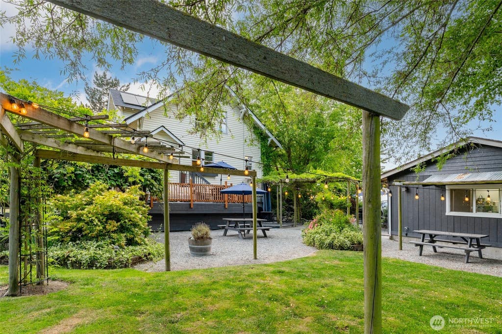 Photo of 21895 Cedardale Road, Mount Vernon, WA 98274 (MLS # 2552003)