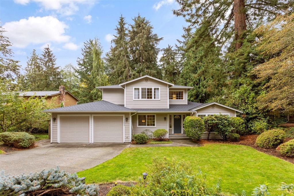 Photo of 20855 2nd Place SW, Normandy Park, WA 98166 (MLS # 2299496)