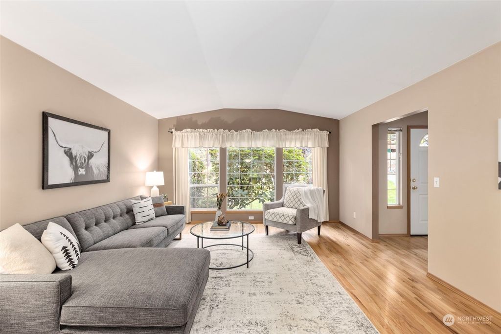 Photo of 20855 2nd Place SW, Normandy Park, WA 98166 (MLS # 2299496)