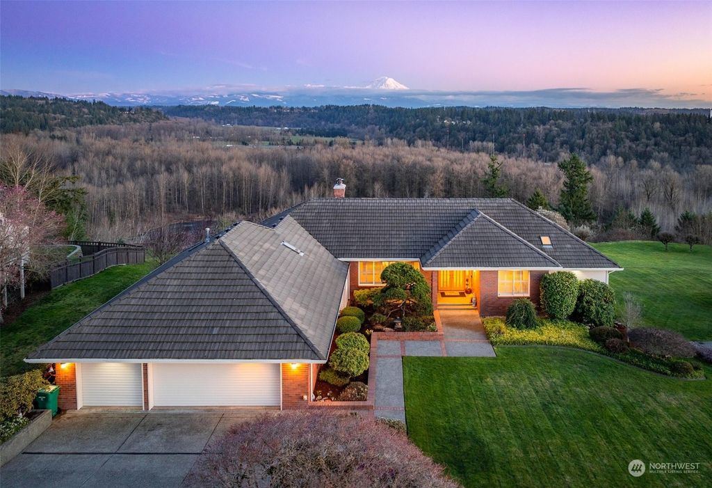 listing image 9364616988355761825