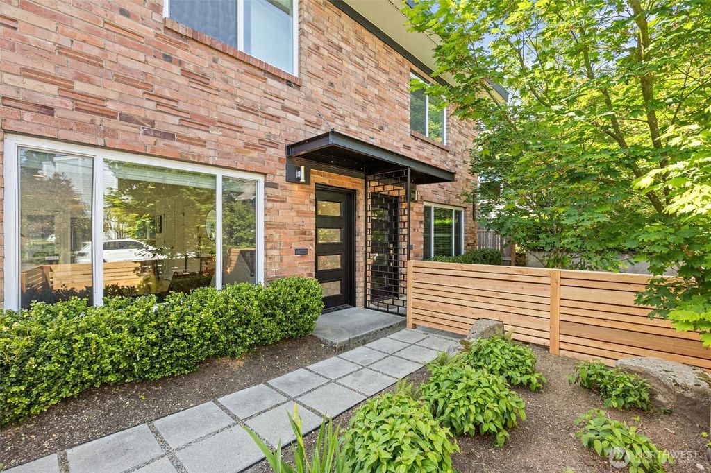 Photo of 7007 Alonzo Avenue NW, Seattle, WA 98117 (MLS # 2532254)