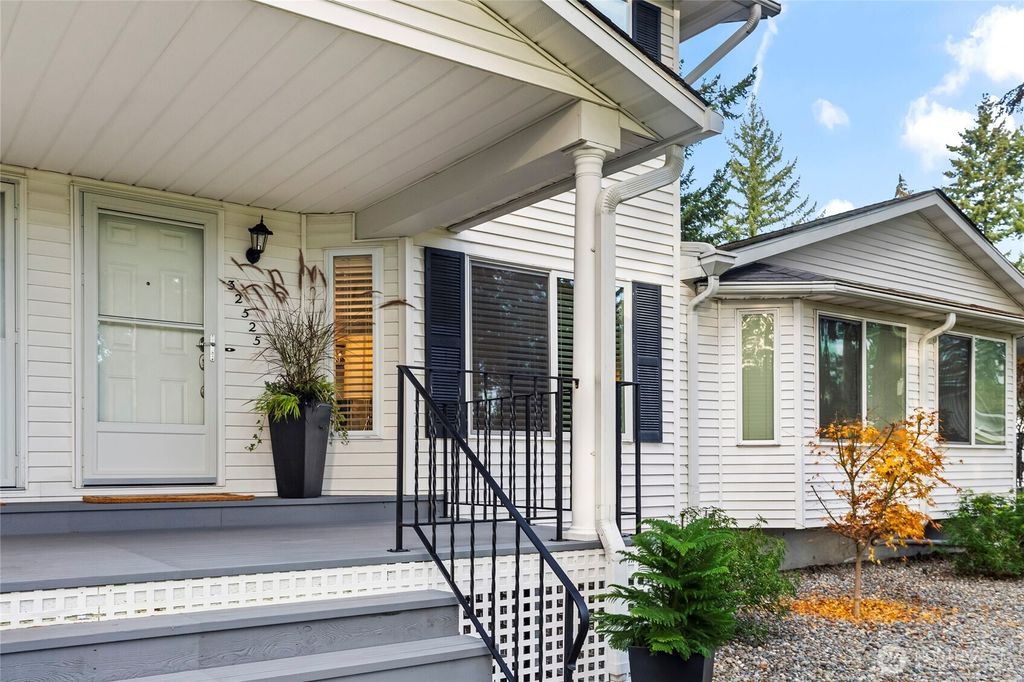 Photo of 32525 1st Place S #165, Federal Way, WA 98003 (MLS # 2459437)