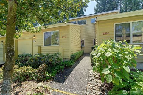 Photo of 662 156th Avenue NE, Bellevue, WA 98007 (MLS # 2544864)