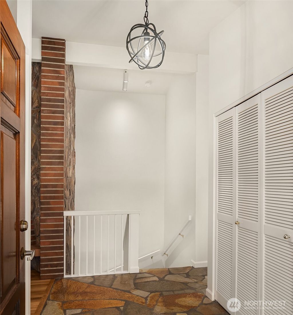 Photo of 12802 NE 26th Place, Bellevue, WA 98005 (MLS # 2370242)