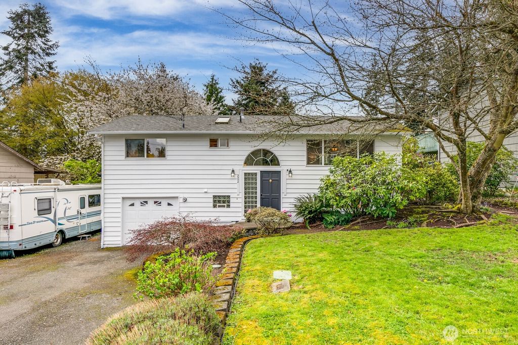 Photo of 3302 177th Place SW, Lynnwood, WA 98037 (MLS # 2507630)