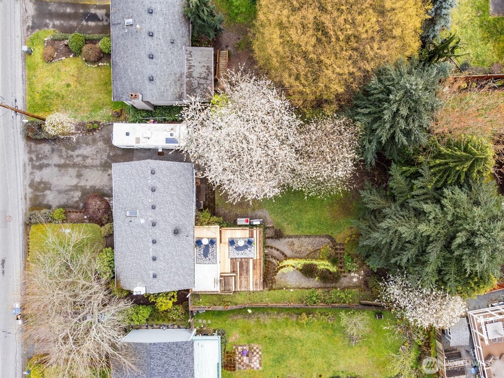 Photo of 3302 177th Place SW, Lynnwood, WA 98037 (MLS # 2507630)