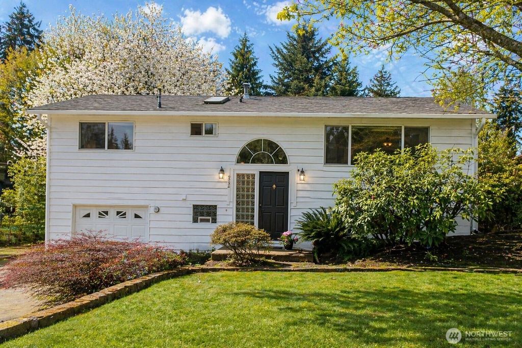 Photo of 3302 177th Place SW, Lynnwood, WA 98037 (MLS # 2507630)