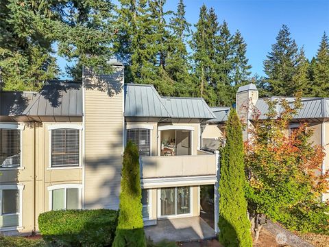 Photo of 10218 NE 16th Street #Q-7, Bellevue, WA 98004 (MLS # 2435109)