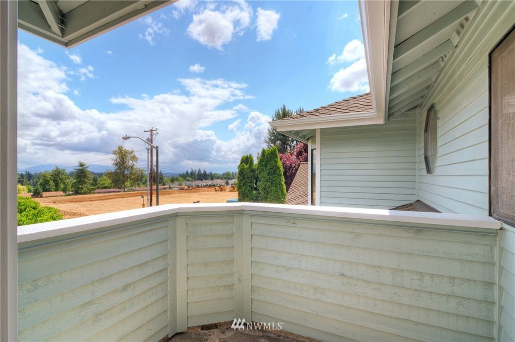 listing image 9366367193612322909