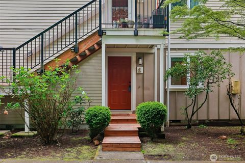 Photo of 12720 NE 120th Street #I-1, Kirkland, WA 98034 (MLS # 2511759)