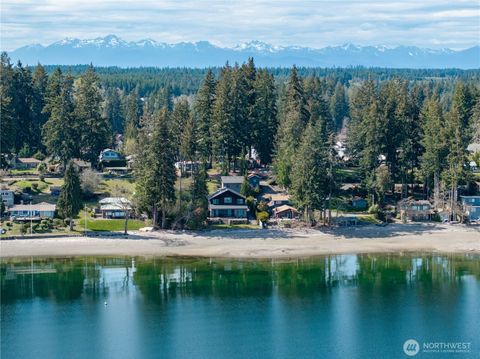 Photo of 630 E Treasure Island Drive, Allyn, WA 98524 (MLS # 2506439)