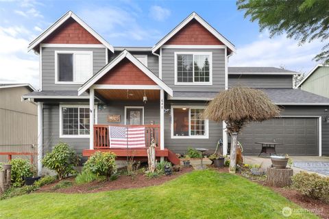 Photo of 648 Kaitlyn St W St, Eatonville, WA 98328 (MLS # 2475031)