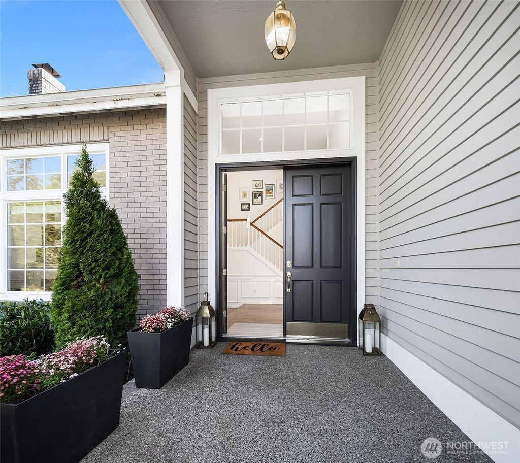 Photo of 5968 Mont Blanc Place NW, Issaquah, WA 98027 (MLS # 2366650)