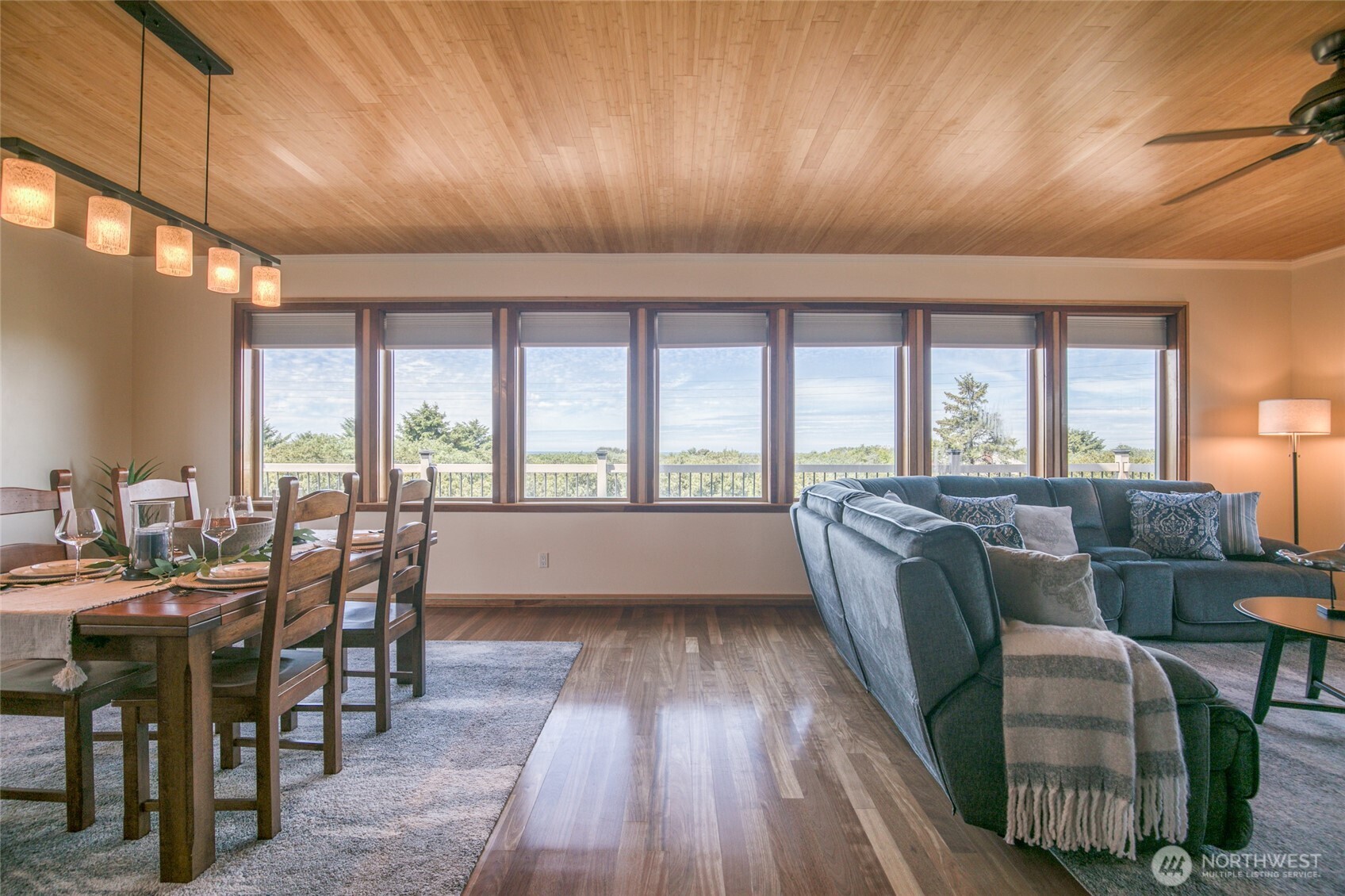 144 Sand Dune Avenue SW