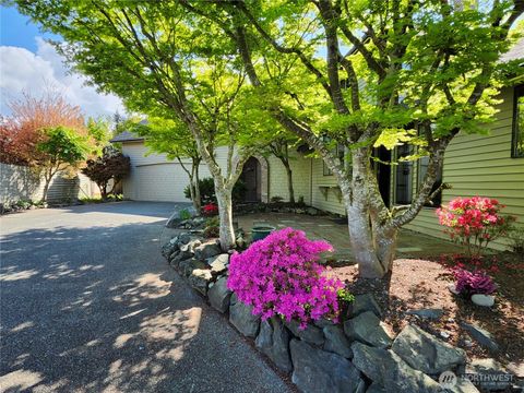 627 N Waugh Rd, Mount Vernon, WA 98273 - MLS#: 2370224