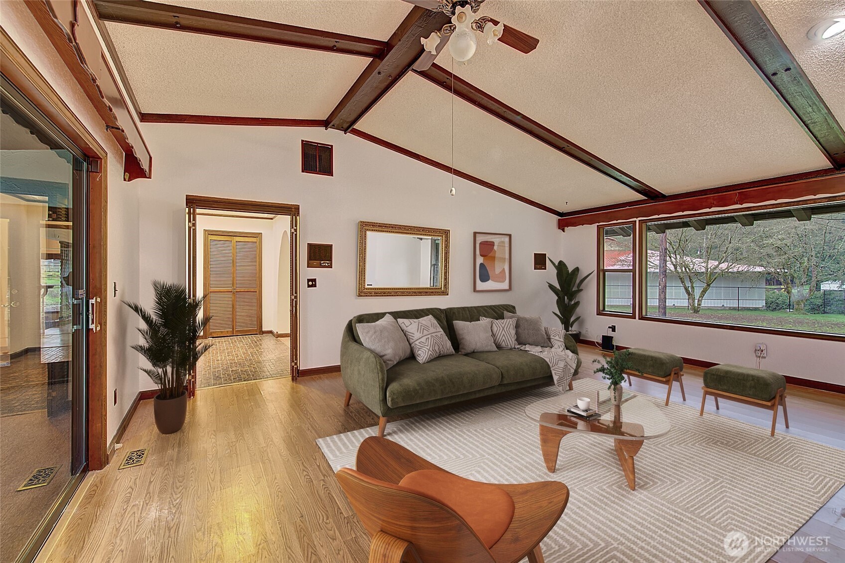 Bothell, Washington, 98012, United States, 3 Bedrooms Bedrooms, ,4 BathroomsBathrooms,Residential,Active,2021664