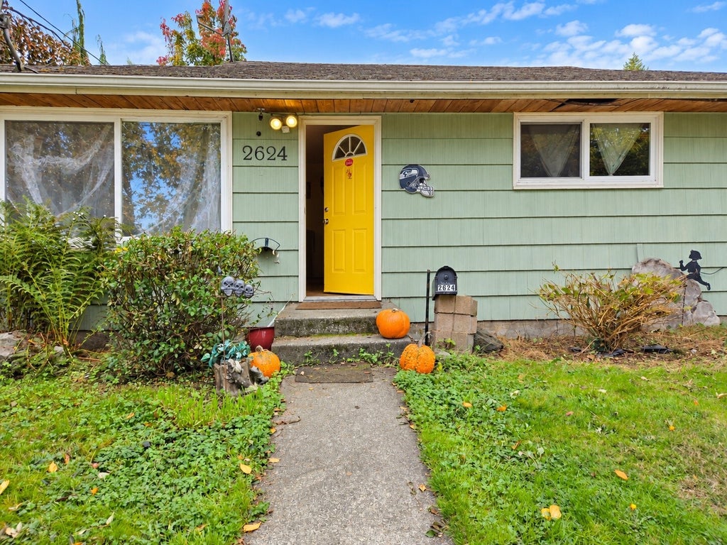 Photo of 2624 E Grand Avenue, Everett, WA 98201 (MLS # 2597947)