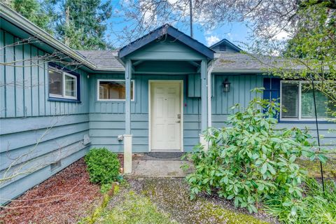 Photo of 5025 45th Avenue SE, Lacey, WA 98503 (MLS # 2498335)