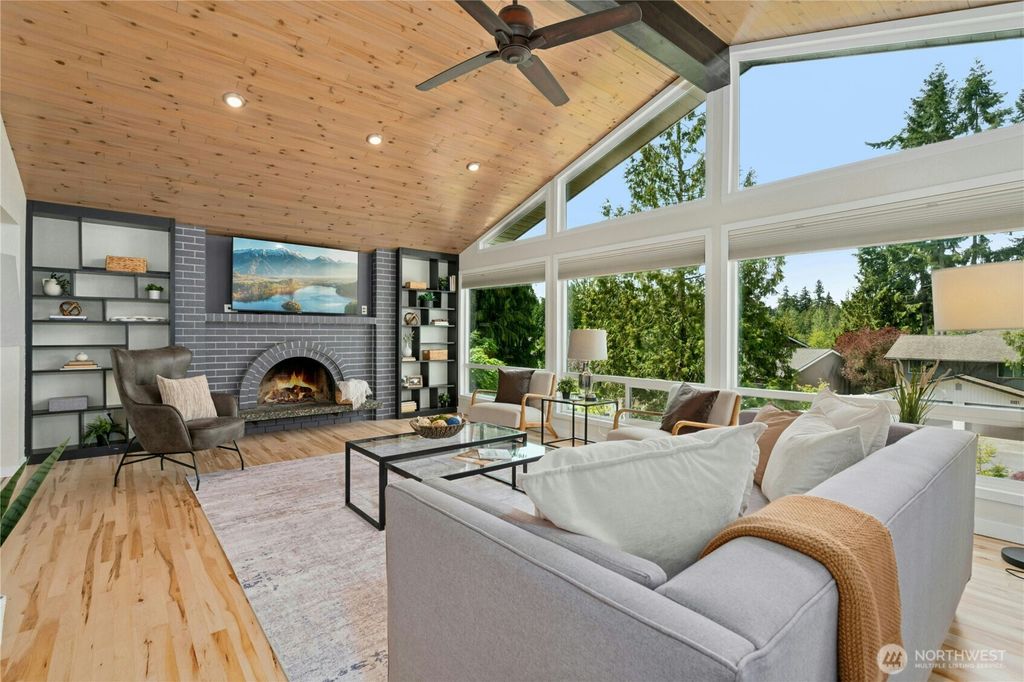 Photo of 3324 104th Place SE, Everett, WA 98208 (MLS # 2361102)