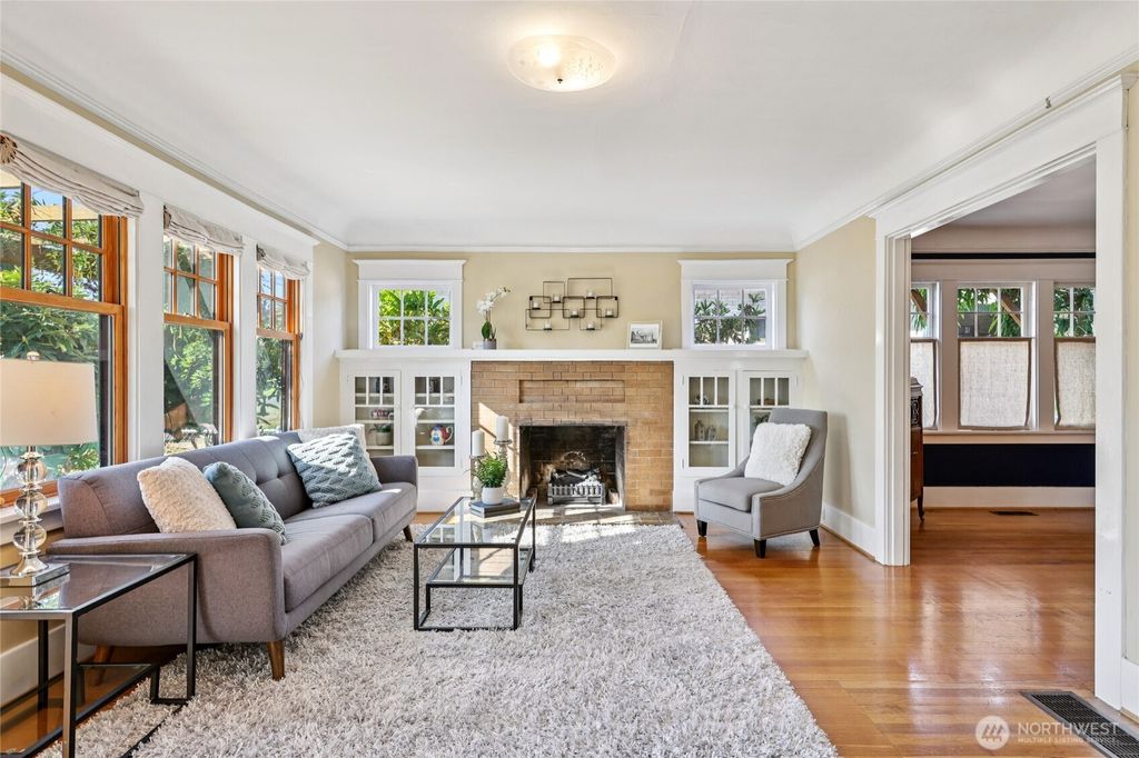 Photo of 4646 S Kenyon Street, Seattle, WA 98118 (MLS # 2441443)