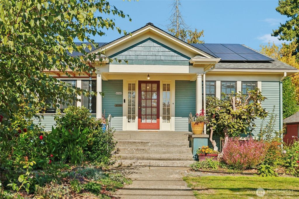 Photo of 4646 S Kenyon Street, Seattle, WA 98118 (MLS # 2441443)