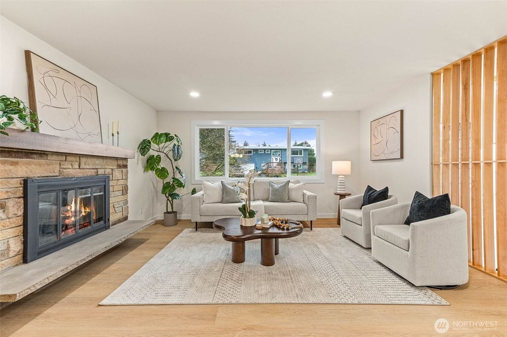 Photo of 4124 178th Place SW, Lynnwood, WA 98037 (MLS # 2498690)