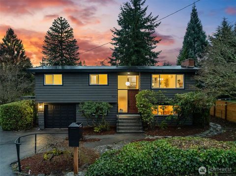 Photo of 4124 178th Place SW, Lynnwood, WA 98037 (MLS # 2498690)