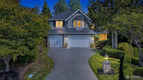 Photo of 1006 270th Court SE, Sammamish, WA 98075 (MLS # 2552405)