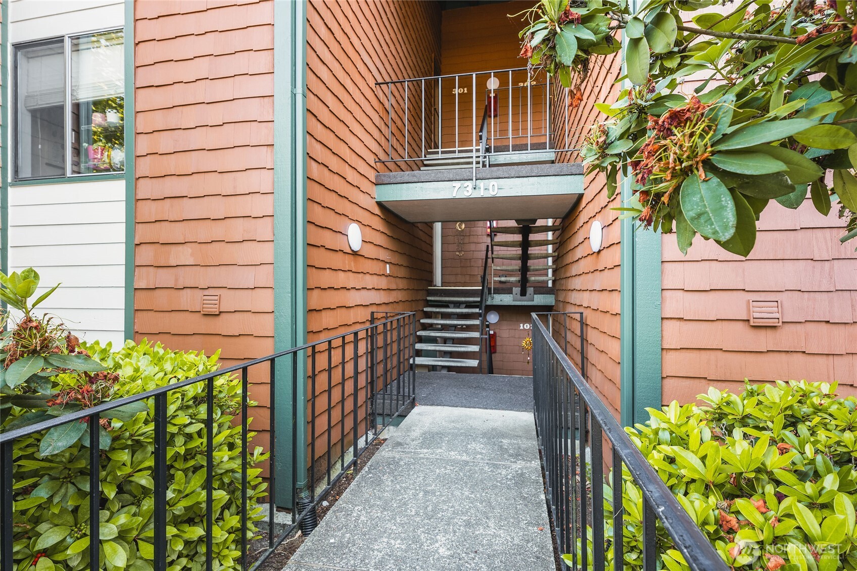 7310 N Skyview Lane J-301