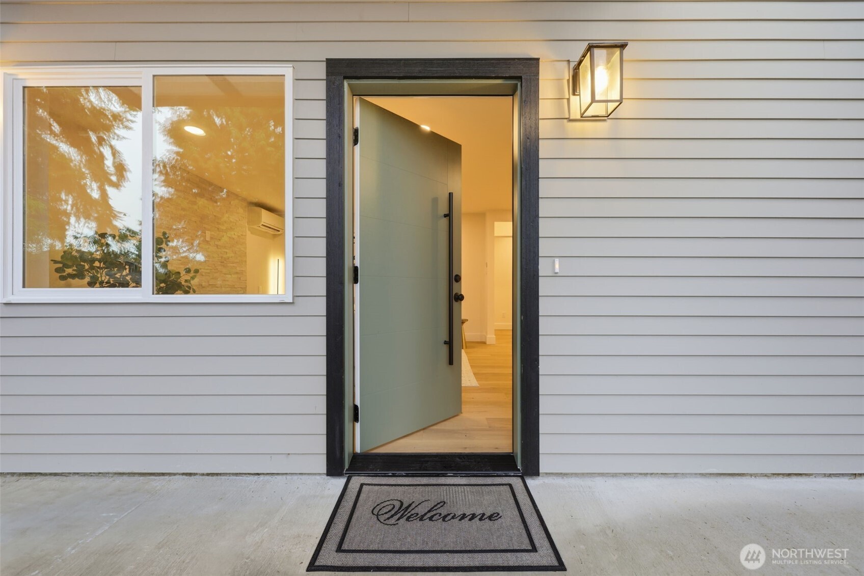 19531 55th Avenue NE