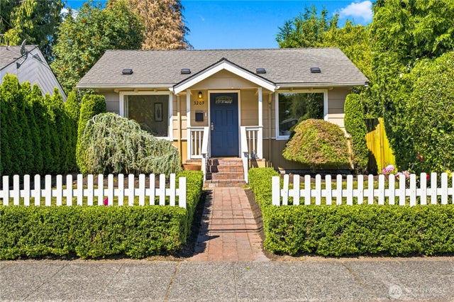 3209 63rd Avenue SW, Seattle