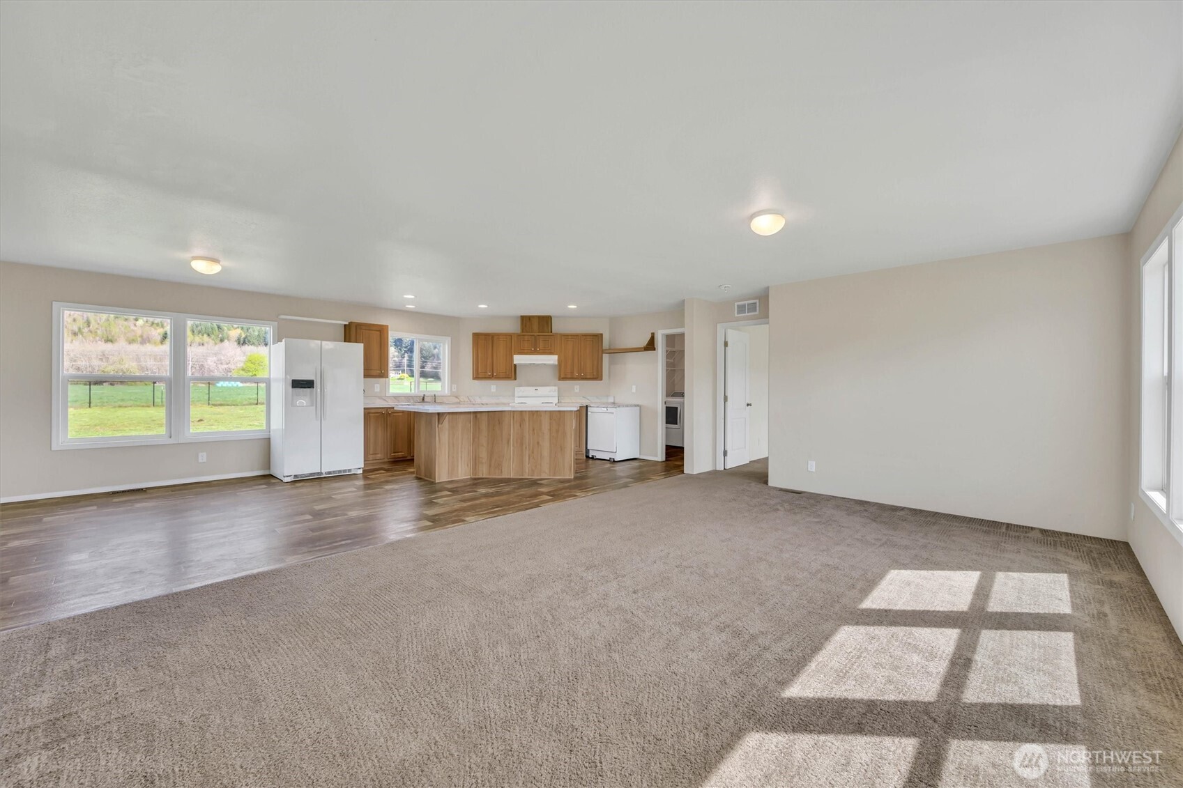 228 Mossyrock Road W