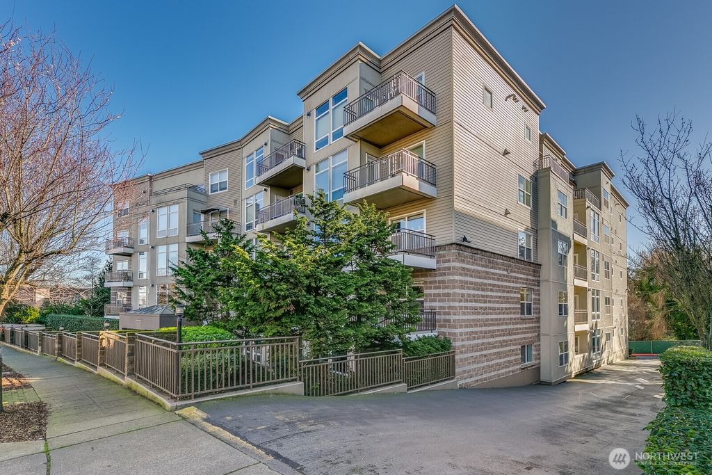Photo of 3221 SW Avalon Way #201, Seattle, WA 98126 (MLS # 2479916)