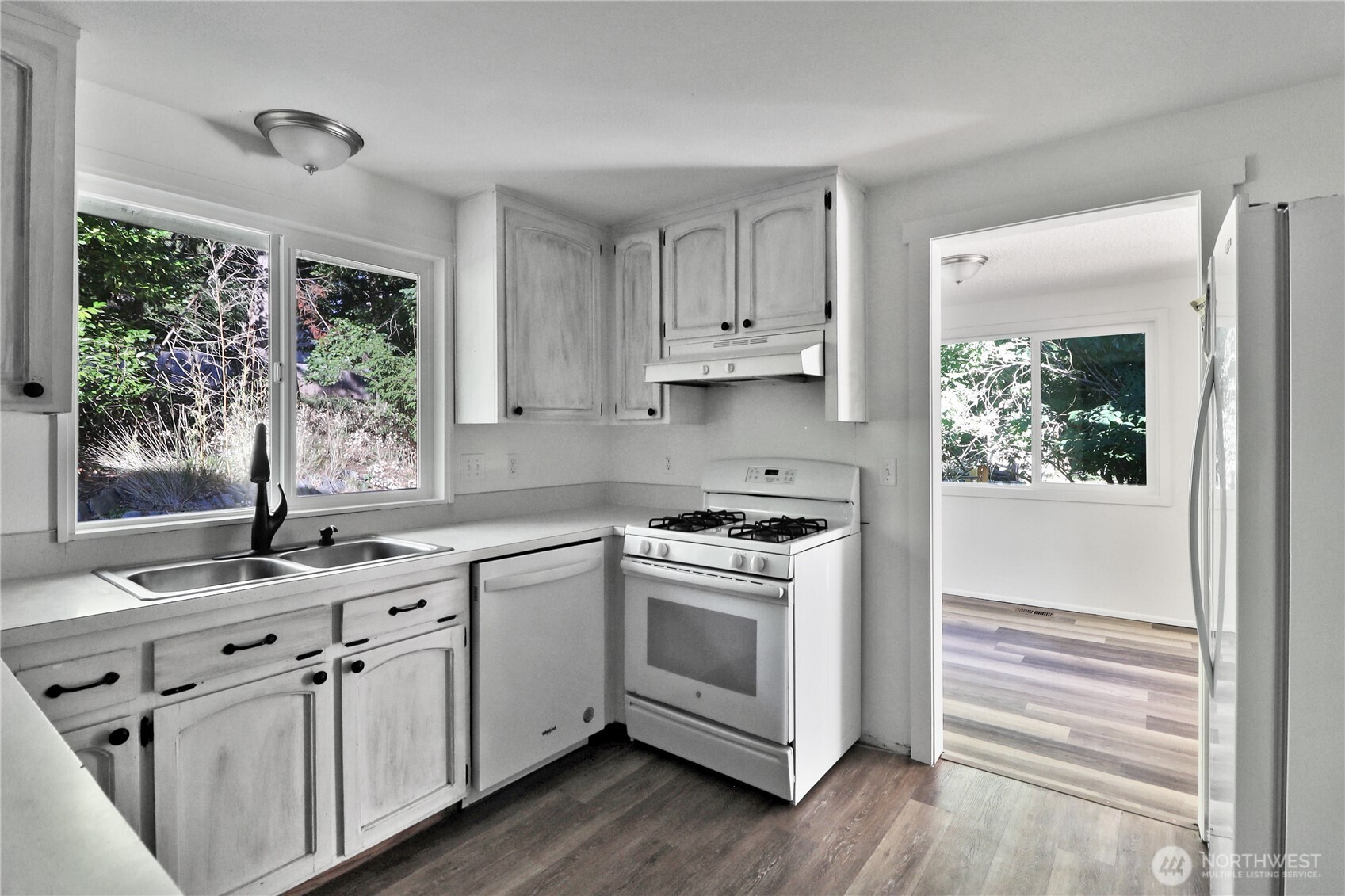 2186 Crosswoods Circle