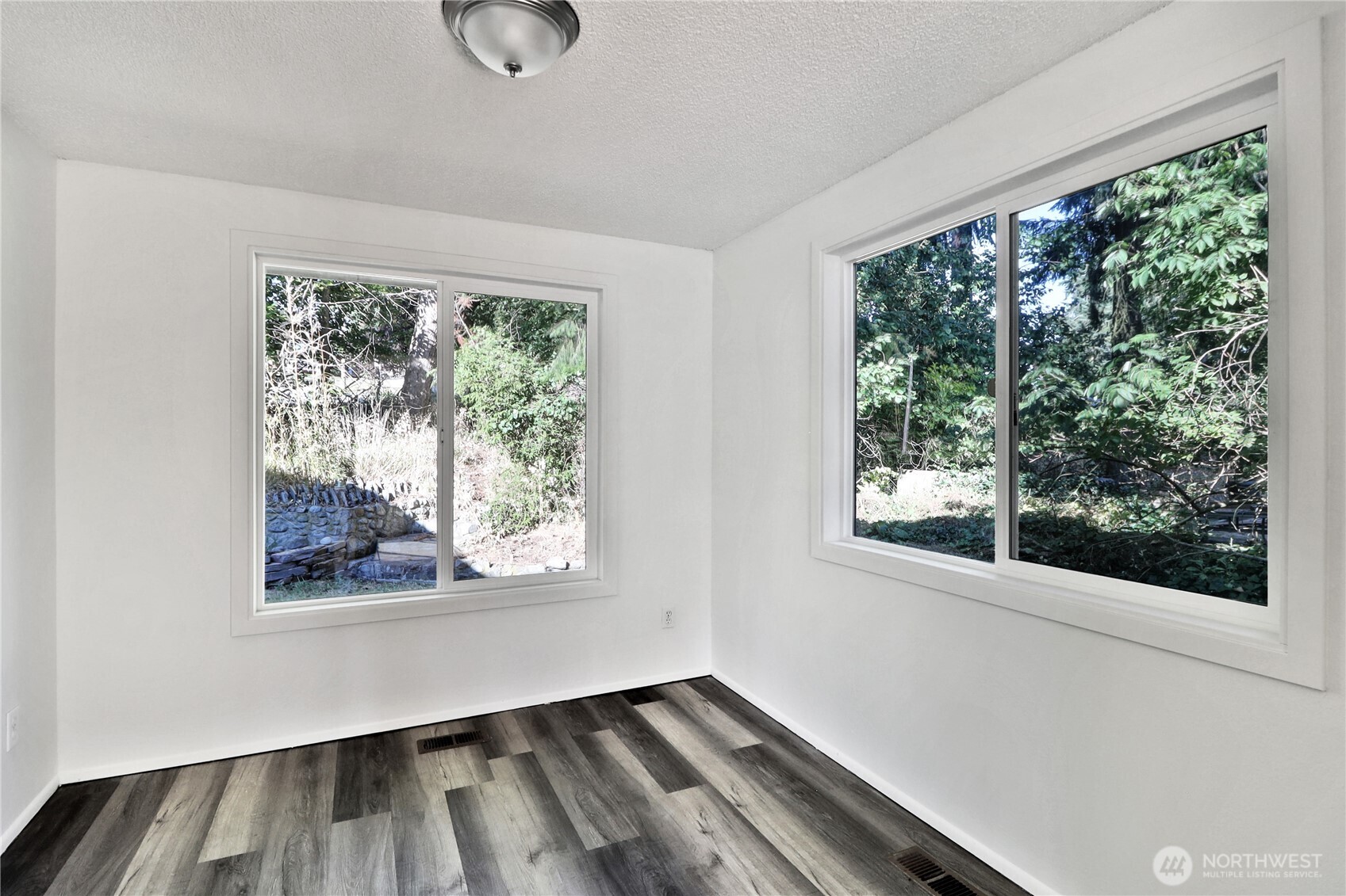 2186 Crosswoods Circle