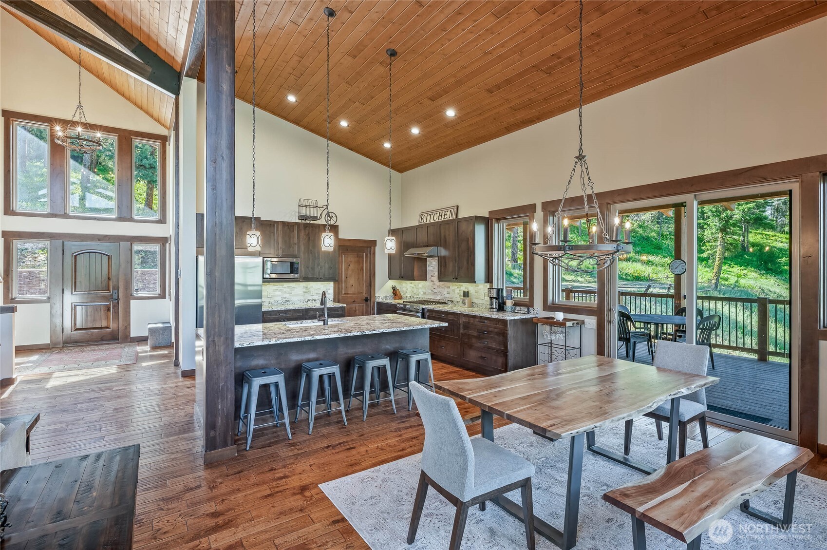 239 Foxridge Lane