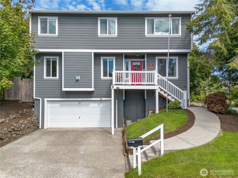 Photo of 3502 N Cheyenne Street, Tacoma, WA 98407 (MLS # 2417892)