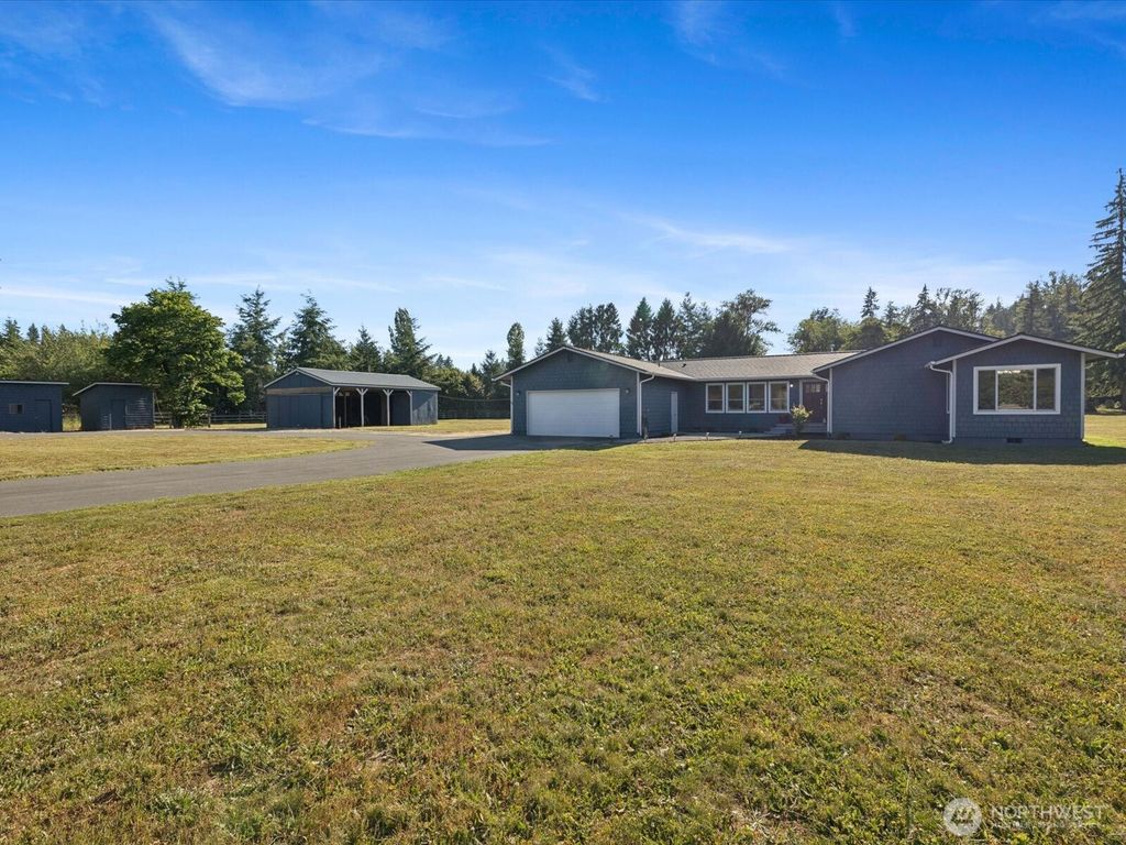 Photo of 13716 252nd Avenue SE, Monroe, WA 98272 (MLS # 2409320)