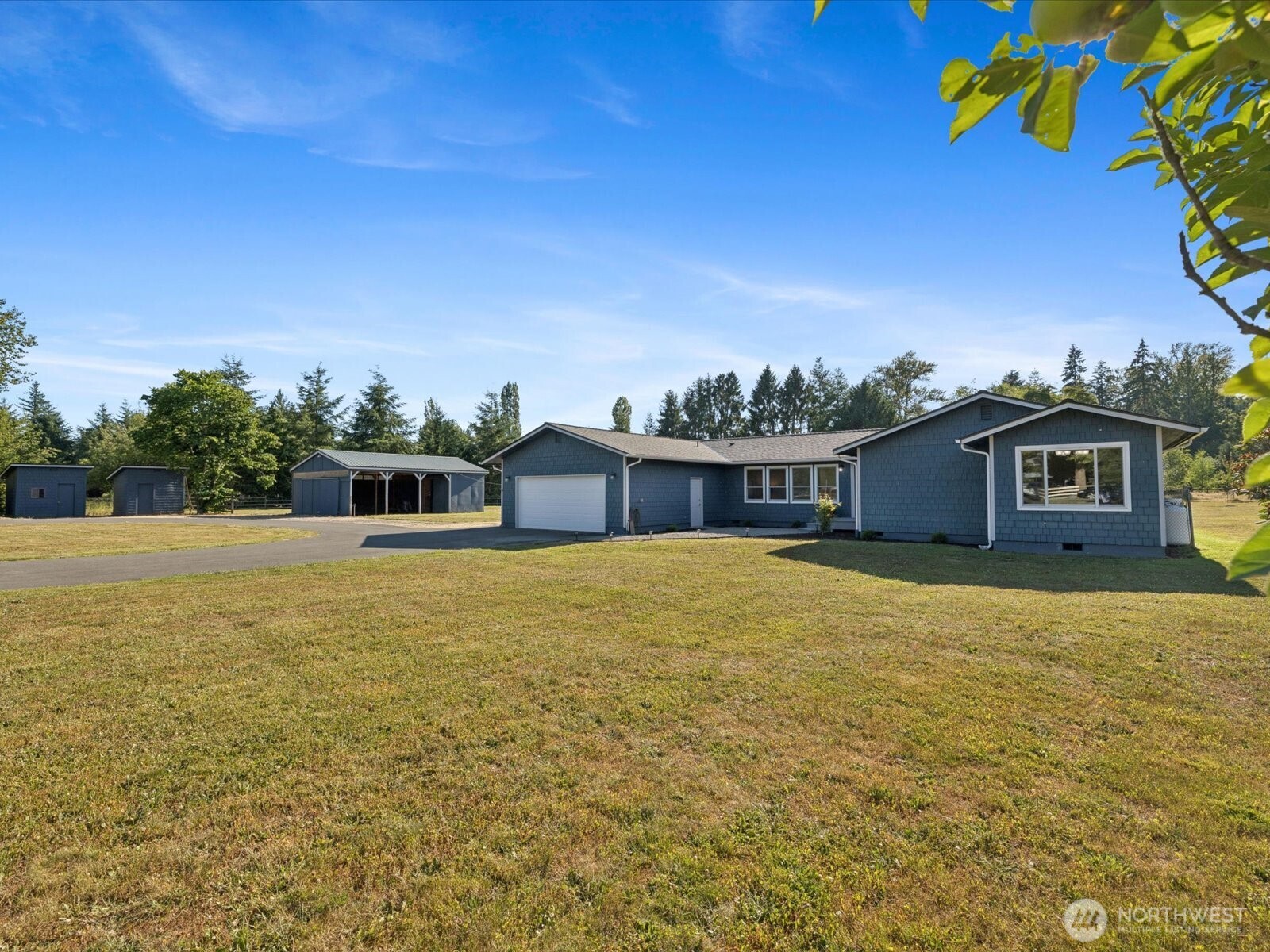 13716 252nd Avenue SE