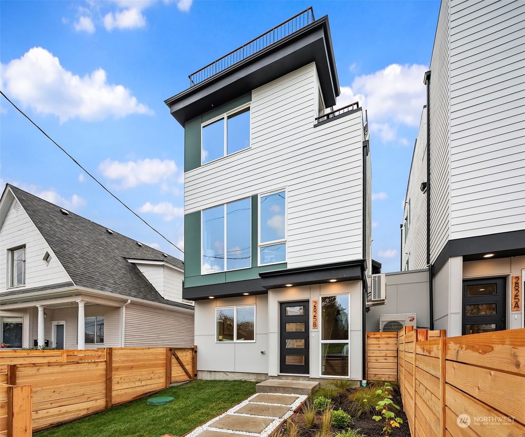 Photo of 2825 NW 57th Street #B, Seattle, WA 98107 (MLS # 2188904)