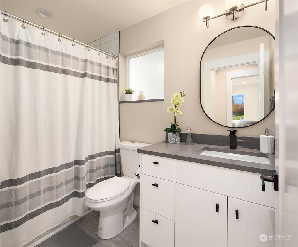 Photo of 2825 NW 57th Street #B, Seattle, WA 98107 (MLS # 2188904)
