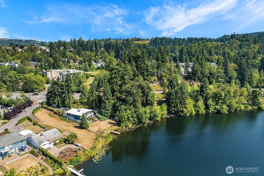 Photo of 13059 SE 76th Street, Newcastle, WA 98056 (MLS # 2410618)