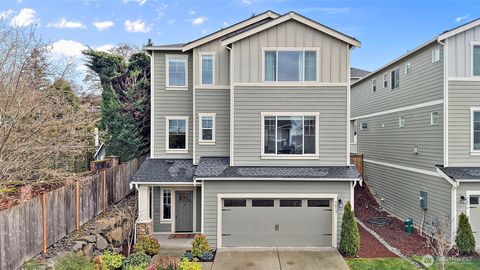 Photo of 9612 S 201st Place, Kent, WA 98031 (MLS # 2480809)