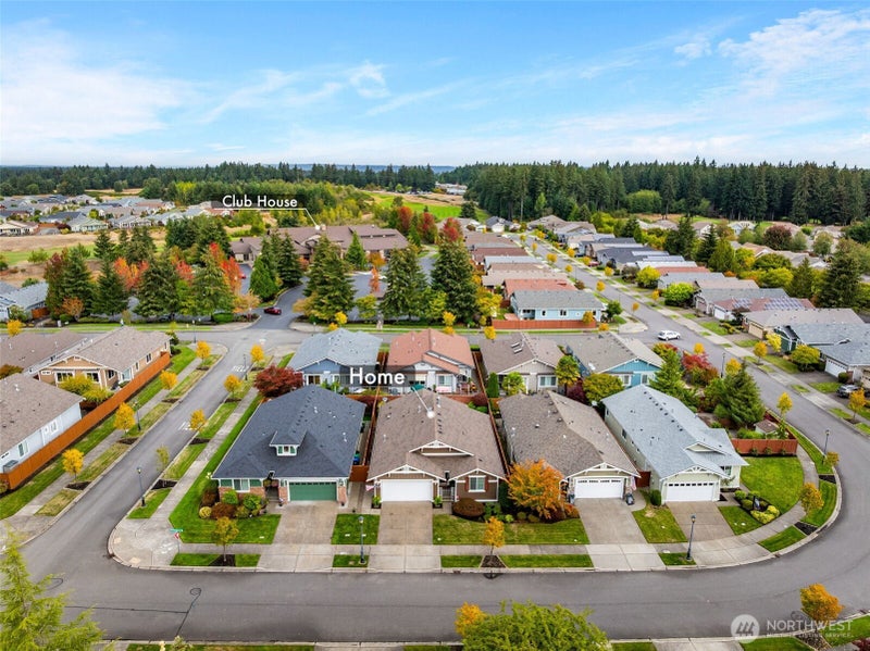 8422 Bainbridge Loop NE